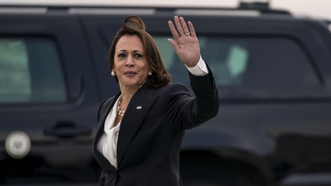 Podpredsednica ZDA Kamala Harris okužena s koronavirusom