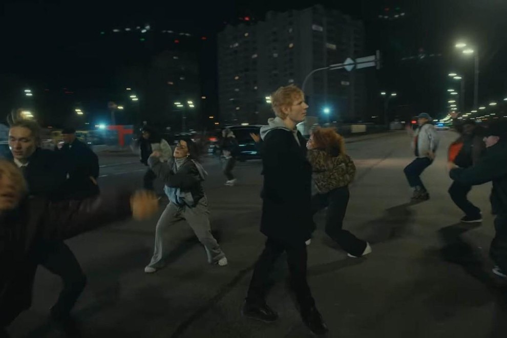 TA svetovno znani glasbenik je svoj videospot posnel v ukrajinskem Kijevu