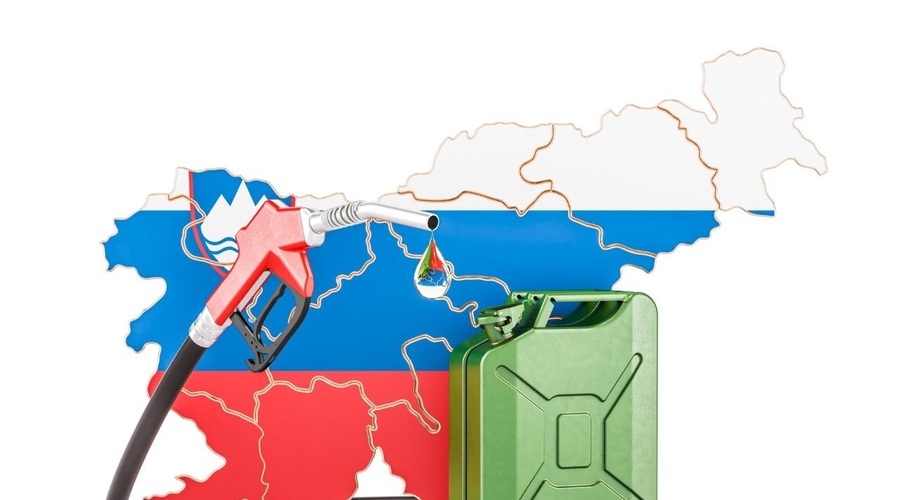 Je naše gorivo res cenejše kot v sosednjih državah? (foto: Profimedia)