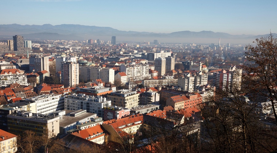 Kdo je ta slovenski VIZIONAR? Vsak dan se sprehajate mimo njega, a nikoli ne vidite njegovega obraza (foto: Profimedia)