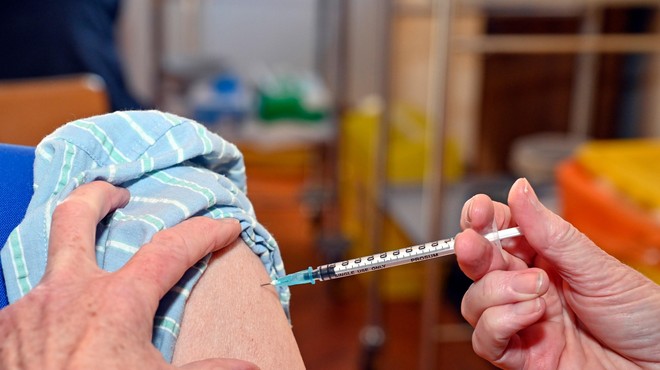 Cepivo proti TEJ bolezni bistveno zmanjša tveganje za razvoj Alzheimerjeve bolezni (foto: Profimedia)