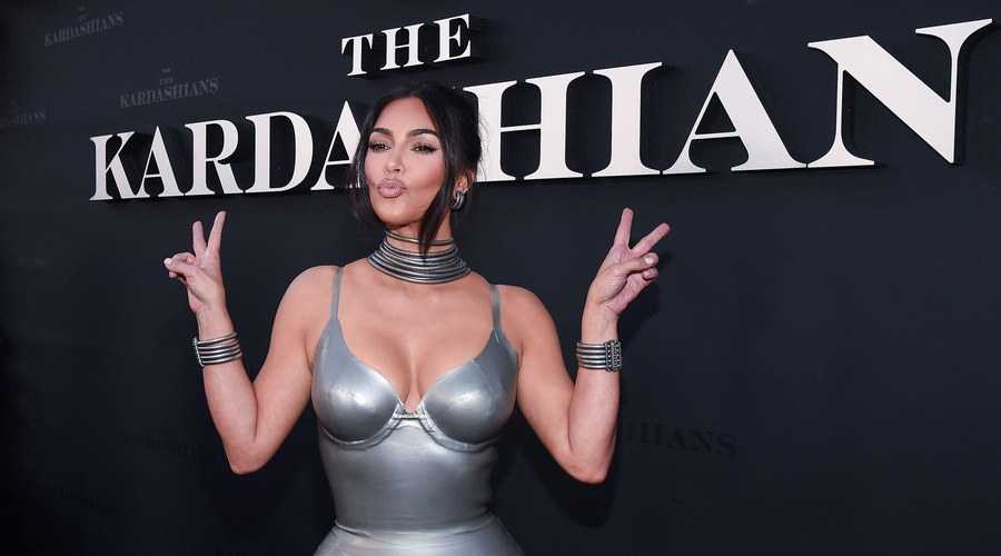 Si je Kim Kardashian spet dovolila preveč? Oboževalci ogorčeni (foto: Profimedia)