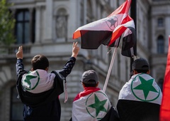 V podporo Jeruzalemu se je več kot tisoč Irancev zbralo na ulicah