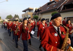 (VIDEO) Po Sloveniji so odmevale prvomajske BUDNICE! Prisluhnite jim tudi vi
