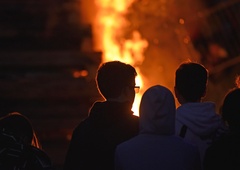 Po Sloveniji so zagoreli kresovi