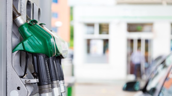 Zaskrbljujoče stanje na trgu pogonskih goriv: potrošnike zavajajo (foto: Profimedia)