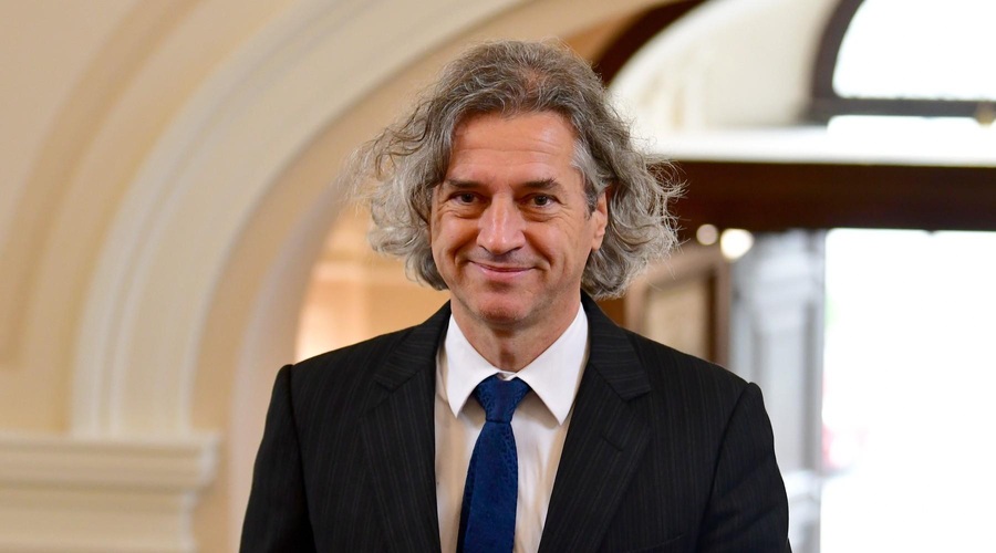 Prvomajska poslanica Roberta Goloba: kaj je obljubil? (foto: Profimedia)