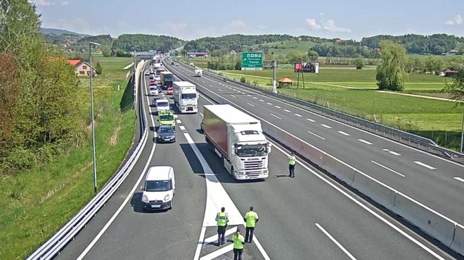 Dobra novica za voznike, ki se vozijo v smeri Ljubljane (foto: Twitter/Promet.si)