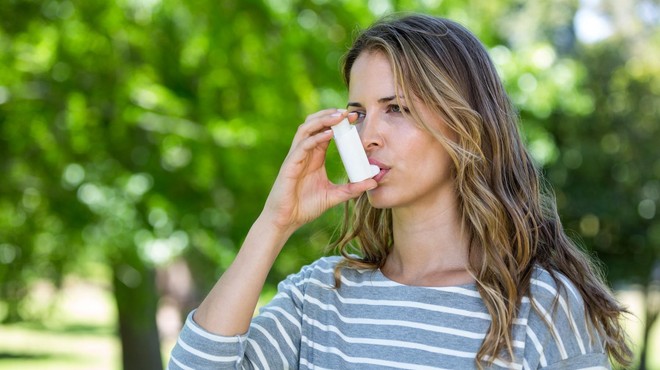 Spodbudna novica za astmatike: nič več oteženega dihanja? (foto: Profimedia)
