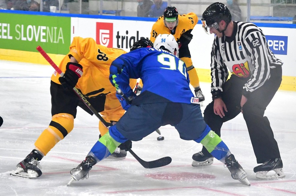 Slovenija suvereno začela pot proti najvišjem rangu tekmovanja (foto: Profimedia)