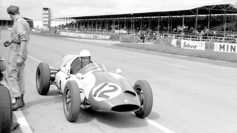 Svet formule 1 žaluje za "dirkaškim zobozdravnikom," enim od pionirjev tega športa