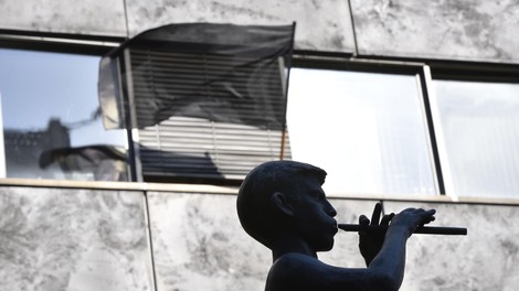 RAZKRIVAMO: Ali so ugibanja o novem voditelju oddaje Studio City resnična?