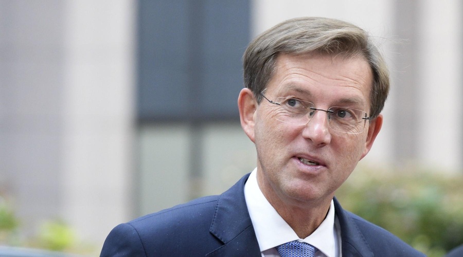 Kaj ima o Robertu Golobu in zadnjih volitvah povedati Miro Cerar? (foto: Profimedia)