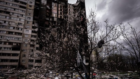 Rusi bombardirali šolo s civilisti, več smrtnih žrtev