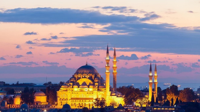 Turčija ob več milijonov poletnih obiskovalcev: koga so okrivili? (foto: Profimedia)