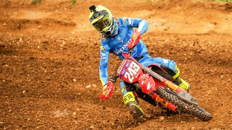 Tim Gajser letos v začetku maja na svetovnem prvenstvu v motokrosu MXGP v Italiji (Maggiora).