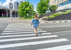 Se redno ustavljate pred prehodom za pešce? Sedaj se zagotovo boste