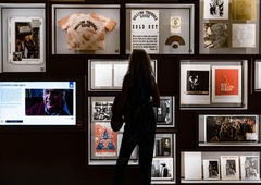 Staro industrijsko stavbo preuredili v muzej slavnega kantavtorja