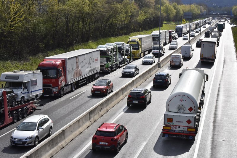 "Hiti počasi," pravi retrogradni Merkur.