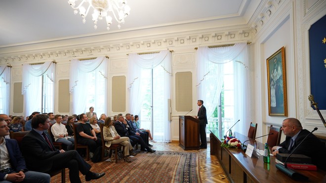 Zakaj se Pahor mudi na Poljskem? (foto: Profimedia)