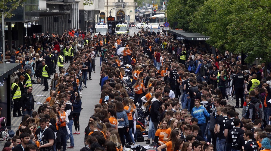 Po dveh letih bodo maturantje spet zaplesali (foto: Bobo)
