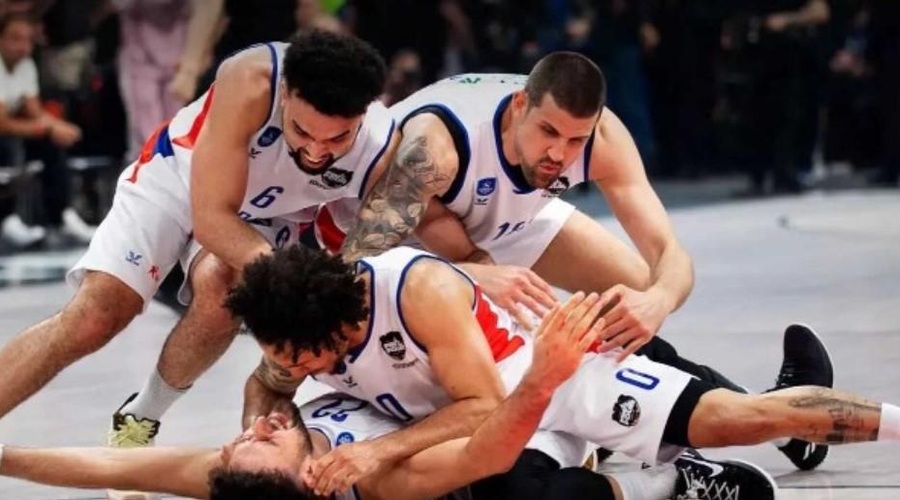 Čaka nas spektakel: slavje letošnjega zmagovalca bo veliko večje kot lani. Katera ekipa bo slavila? (foto: Twitter/Turkish Airlines Euroleague)