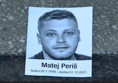 Slabo leto dni po smrti svojega sina Matejev oče objavil srce parajoči fotografijo: "Skupaj sva ..." (FOTO)