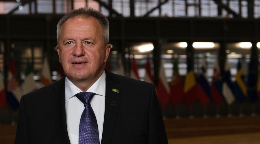 Zahtevajo preiskavo zoper Počivalška: se bliža epilog afere zaščitna oprema? (foto: Profimedia)