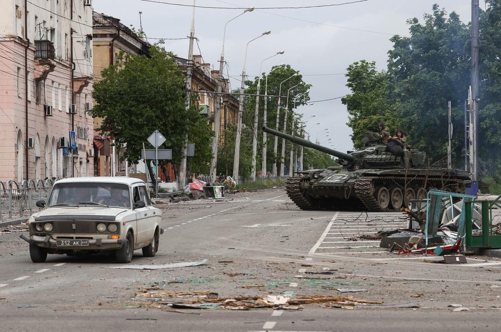Taktika požgane zemlje: "Na vzhodni fronti vsak dan umre do 100 ukrajinskih vojakov." (foto: Profimedia)