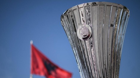 Zgodovinski finale: kdo bo prvi zmagovalec?