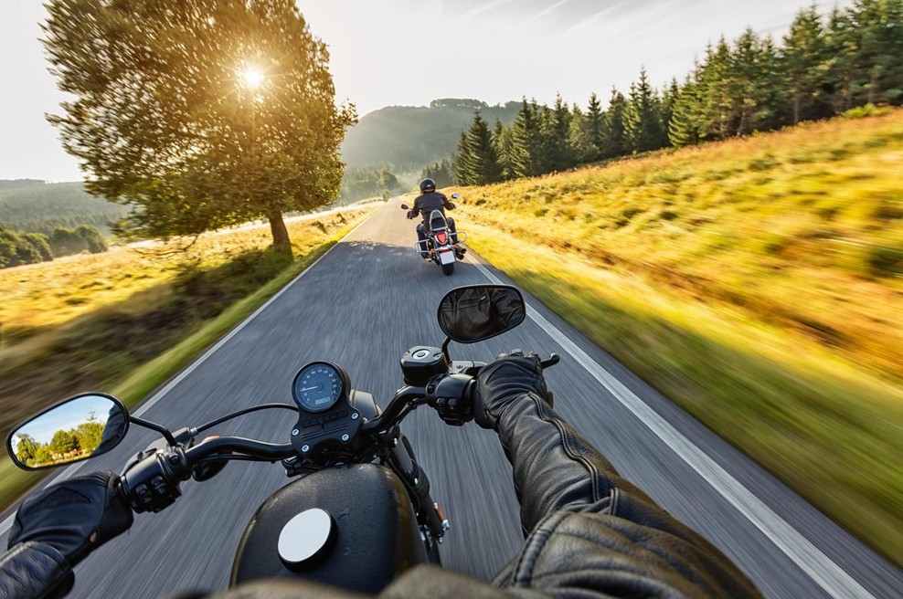 Slovenski motoristi ISKRENO o tem, kako je, ko ego dobi moč na cesti (foto: Profimedia)