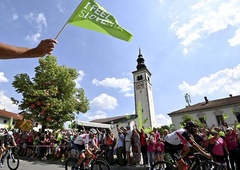 Dolino Soče preplavili slovenski in tuji navdušenci Gira d'Italia, tu je nekaj UTRINKOV!