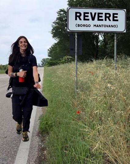 Ganljivo: žena zvezde italijanskega nogometa denar za bolnišnice zbirala s pešačenjem (foto: Instagram/Martina Maccari)