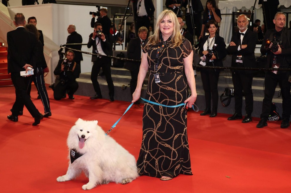 V središču fimskega festivala v Cannesu en prav POSEBEN pes (foto: Profimedia)