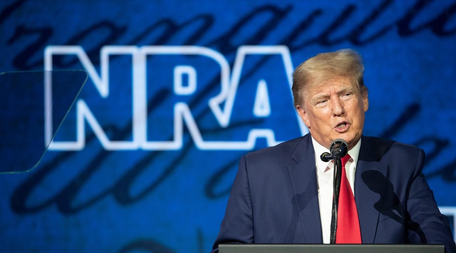 Kako se je Donald Trump odzval na streljanje v šoli? (foto: Profimedia)