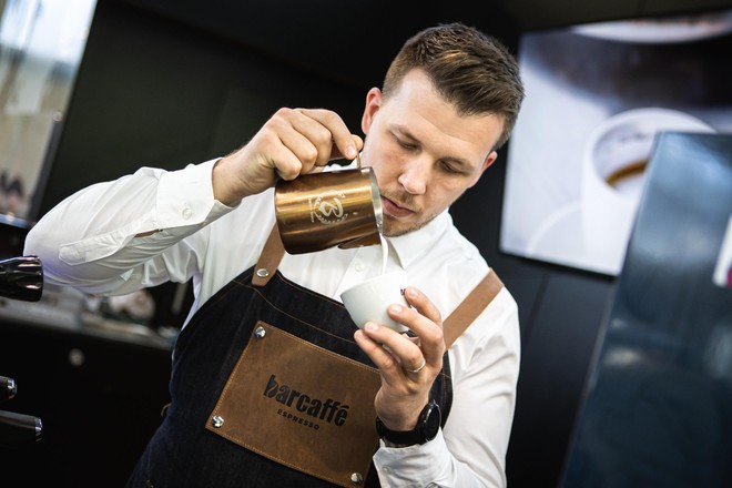 Naziv najboljšega barista v državi je dobil Aleš Gorenc, barista znamke Barcaffè (foto: Barcaffe)