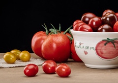 Zanimivi miti in dejstva o paradižniku, ki jih verjetno še niste poznali (NAGRADNA IGRA)