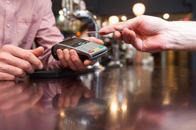 Se PIN resnično poslavlja? Kot pravijo, naj bi bile transakcije v prihodnje precej drugačne