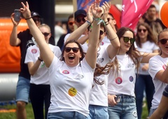 Nov predlog: bodo mlajši od 26 let oproščeni plačevanja dohodnine?