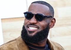 Svet je dobil še enega milijarderja!