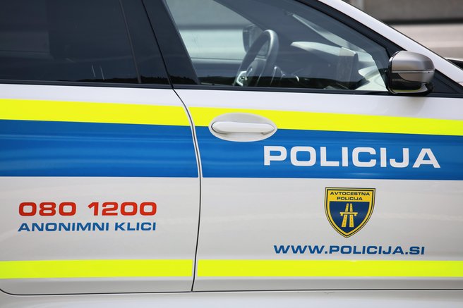 Neznano kam odšla 16-letnica, ste jo videli?
