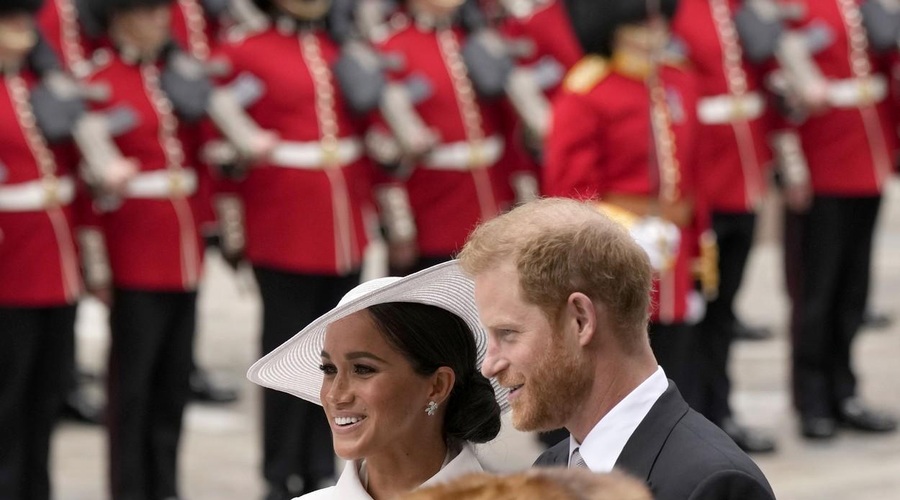 Meghan in Harry s kraljevo družino pri maši, a brez kraljice: zakaj je ni bilo? (foto: Profimedia)