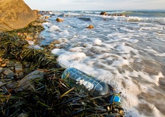 FOTO: Slovenija preplavljena z odpadki. Prostovoljci so vzeli stvari v svoje roke