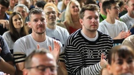 V slabih 3 urah RAZPRODALI vse vstopnice za košarkarski spektakel Dragić-Dončić!