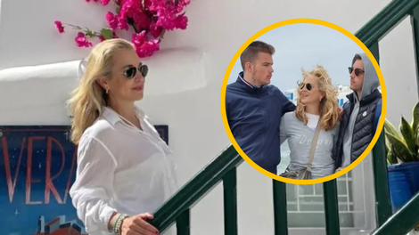 S kom se ob morju stiska Nina Ivanič?
