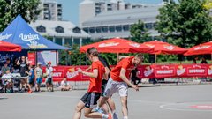 Nogometna vročica turnirjev "Živjo, nogomet" je ogrela igralce in navijače po vsej Sloveniji