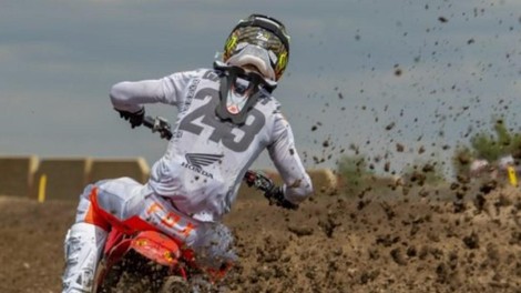 Tim Gajser dopolnil zmagovit dan slovenskih športnikov!