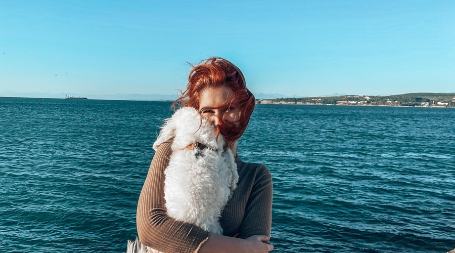 Kdo je ''drama queen'', ki je omrežil Evo Boto? (foto: arhiv Eve Boto)
