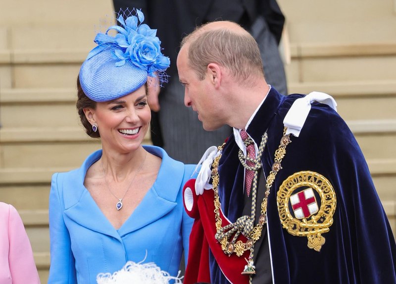 WIlliam in Kate z otroki zadnji teden v avgustu tradicionalno preživljajo pri kraljici na gradu Balmoral na Škotskem.