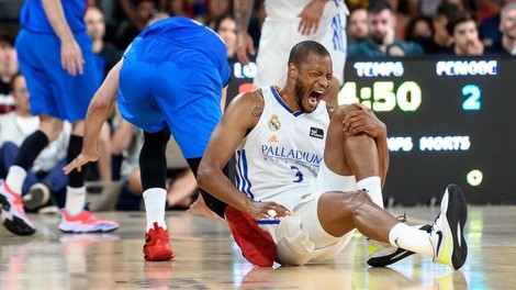 Zlati Randolph obležal na parketu, odzval se je tudi Dončić